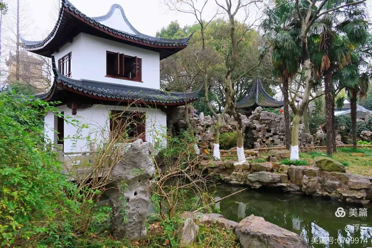 古镇明珠——课植园